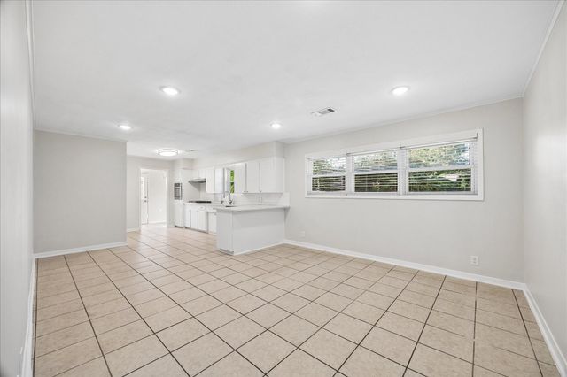 7824 Yucca Drive, Texas City, TX 77591