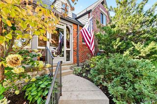 7510 Teasdale Avenue, University City, MO 63130