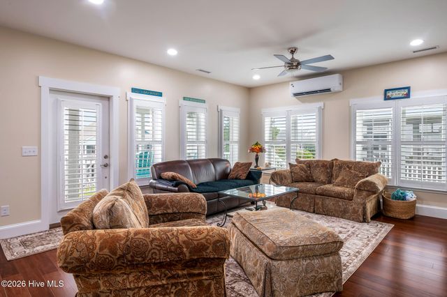 404 30th Street, Sunset Beach, NC 28468