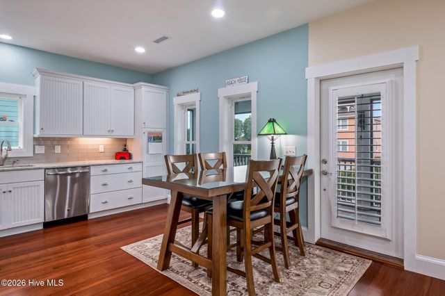 404 30th Street, Sunset Beach, NC 28468
