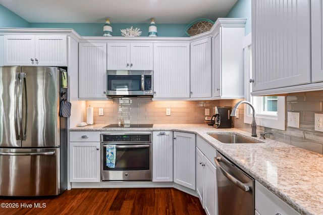 404 30th Street, Sunset Beach, NC 28468