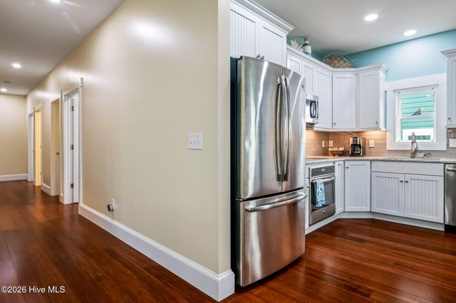 404 30th Street, Sunset Beach, NC 28468