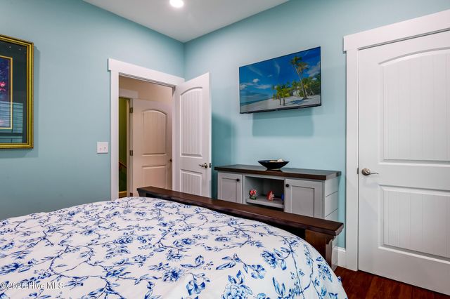 404 30th Street, Sunset Beach, NC 28468