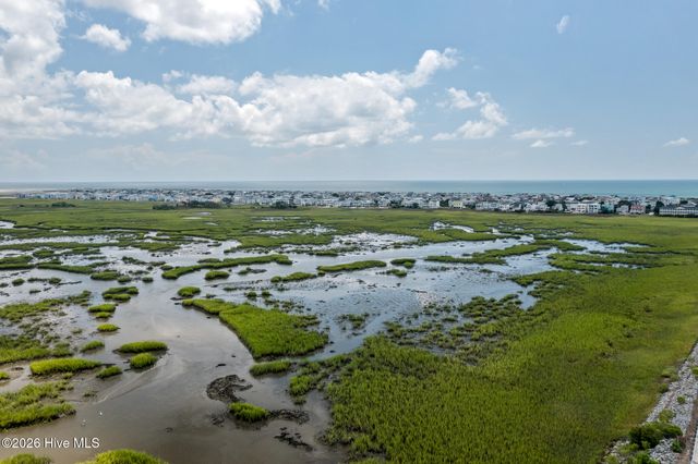 404 30th Street, Sunset Beach, NC 28468