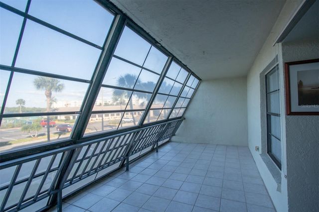 9860 62ND TERRACE N 1014, St Petersburg, FL 33708