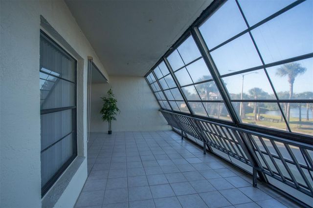 9860 62ND TERRACE N 1014, St Petersburg, FL 33708