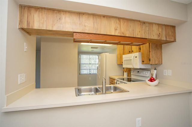 9860 62ND TERRACE N 1014, St Petersburg, FL 33708