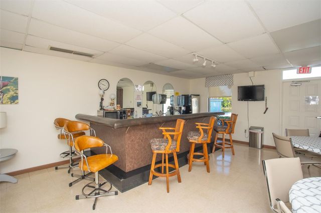 9860 62ND TERRACE N 1014, St Petersburg, FL 33708