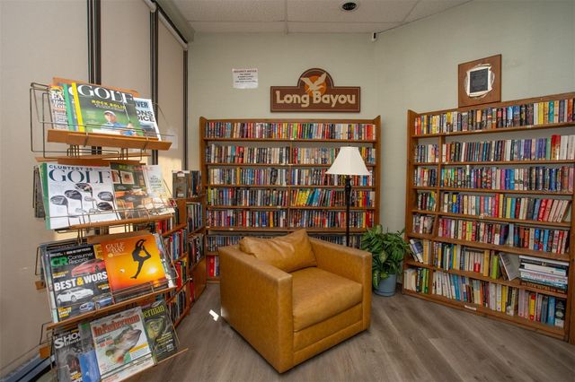 9860 62ND TERRACE N 1014, St Petersburg, FL 33708