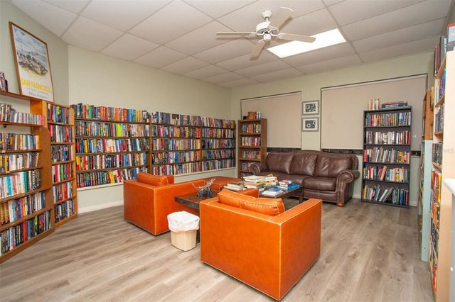 9860 62ND TERRACE N 1014, St Petersburg, FL 33708