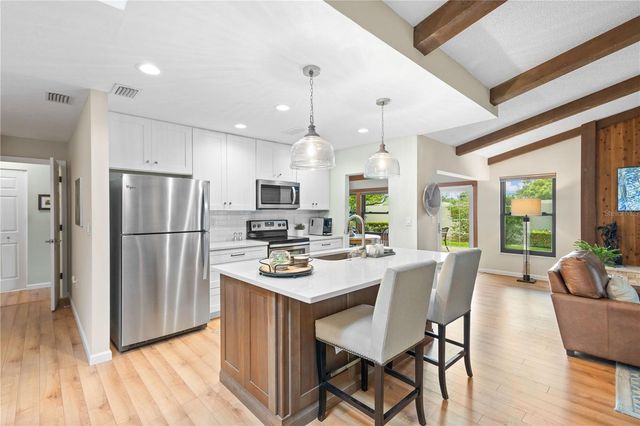 6543 WATERFORD CIRCLE, Sarasota, FL 34238