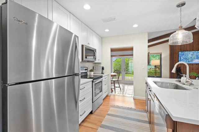 6543 WATERFORD CIRCLE, Sarasota, FL 34238