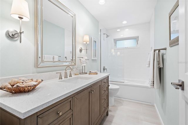 6543 WATERFORD CIRCLE, Sarasota, FL 34238