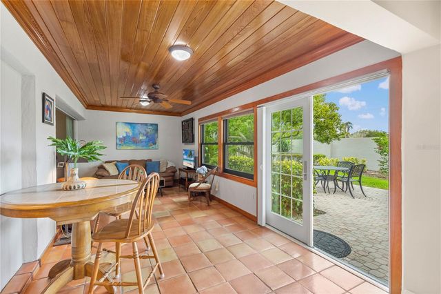 6543 WATERFORD CIRCLE, Sarasota, FL 34238