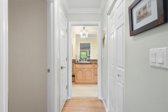 6543 WATERFORD CIRCLE, Sarasota, FL 34238
