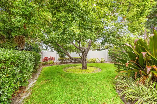 6543 WATERFORD CIRCLE, Sarasota, FL 34238