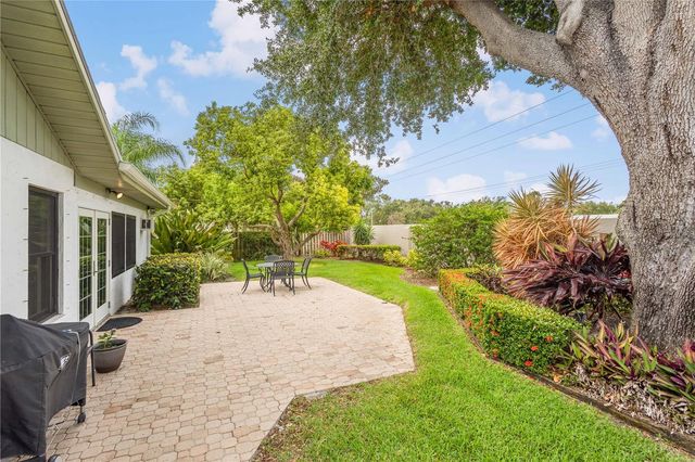 6543 WATERFORD CIRCLE, Sarasota, FL 34238