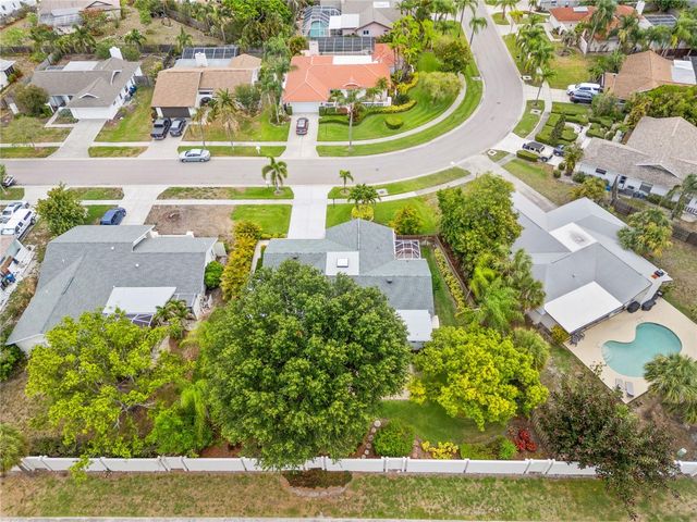 6543 WATERFORD CIRCLE, Sarasota, FL 34238