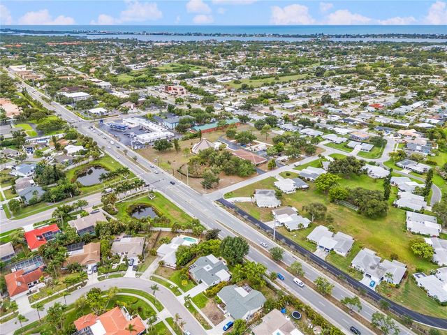 6543 WATERFORD CIRCLE, Sarasota, FL 34238
