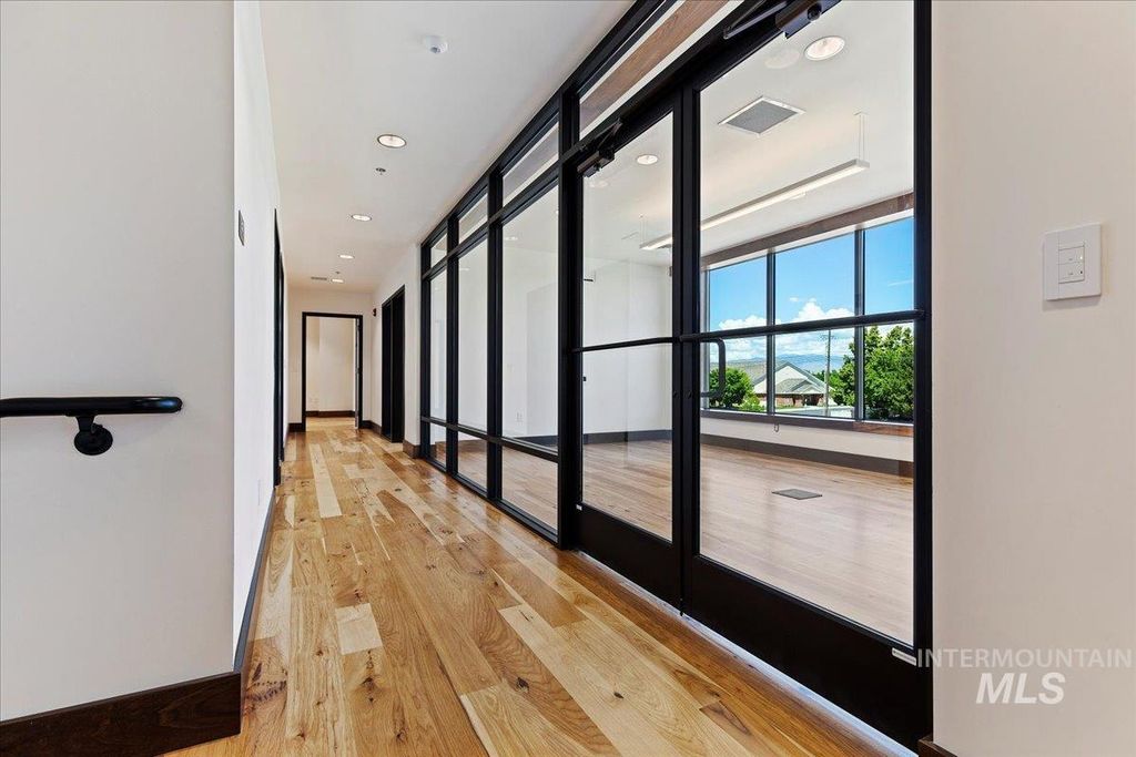 335 S Locust Grove Rd, Meridian, ID 83642 photo 21