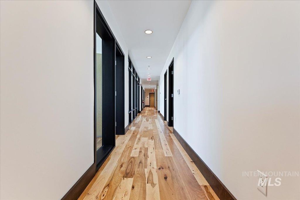 335 S Locust Grove Rd, Meridian, ID 83642 photo 24