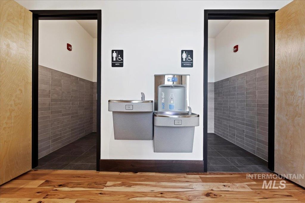 335 S Locust Grove Rd, Meridian, ID 83642 photo 25