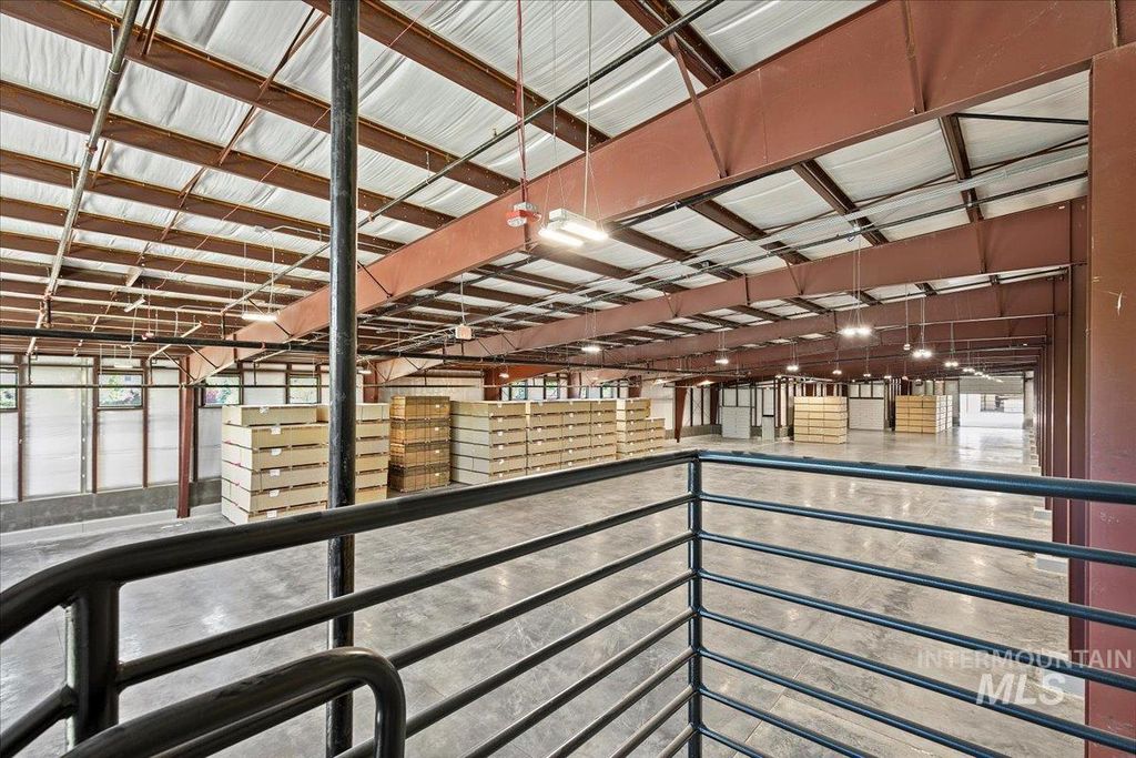 335 S Locust Grove Rd, Meridian, ID 83642 photo 40