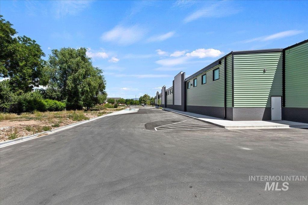 335 S Locust Grove Rd, Meridian, ID 83642 photo 47