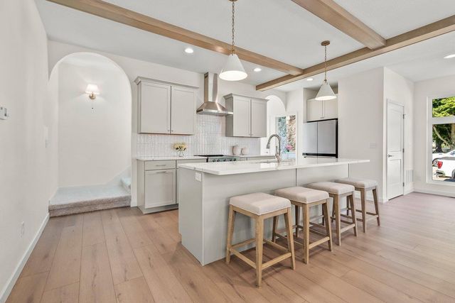 832 Clay Street, Cedar Falls, IA 50613