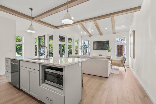 832 Clay Street, Cedar Falls, IA 50613