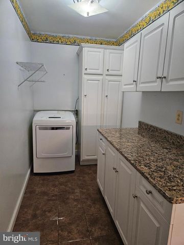 905 LINDSAY RD, Oxon Hill, MD 20745