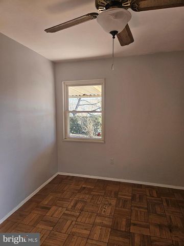 905 LINDSAY RD, Oxon Hill, MD 20745