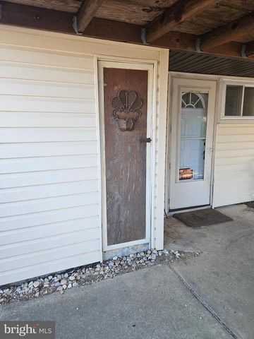 905 LINDSAY RD, Oxon Hill, MD 20745