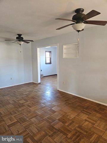 905 LINDSAY RD, Oxon Hill, MD 20745