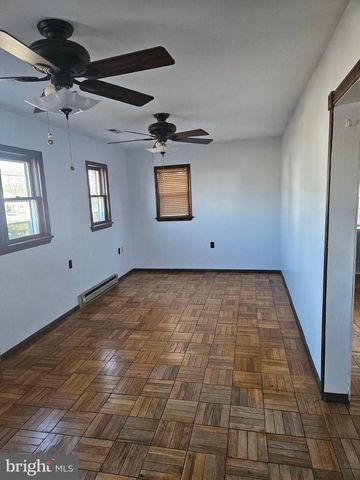 905 LINDSAY RD, Oxon Hill, MD 20745