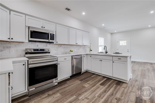 2121 Harden Street, Savannah, GA 31415