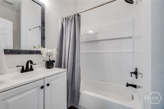 2121 Harden Street, Savannah, GA 31415