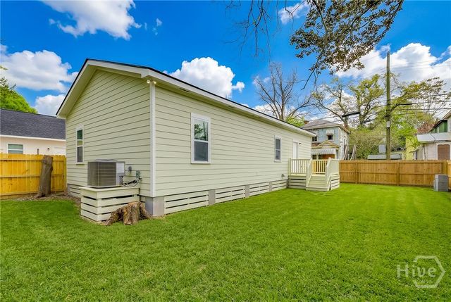 2121 Harden Street, Savannah, GA 31415