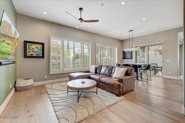 8180 E SHEA Boulevard 1025, Scottsdale, AZ 85260