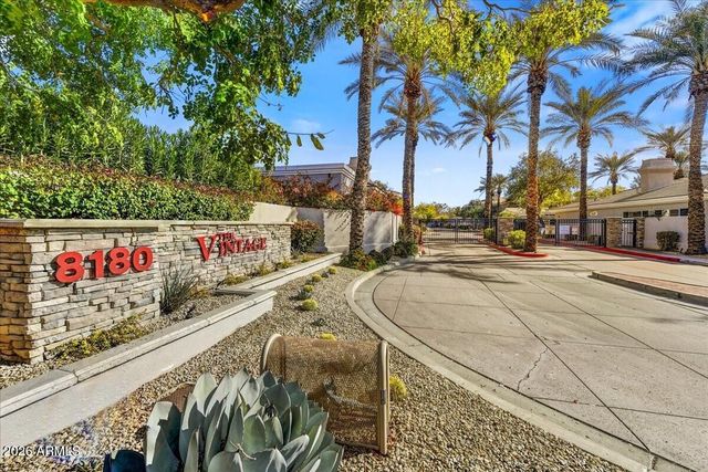 8180 E SHEA Boulevard 1025, Scottsdale, AZ 85260