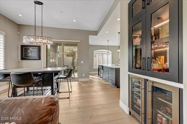 8180 E SHEA Boulevard 1025, Scottsdale, AZ 85260