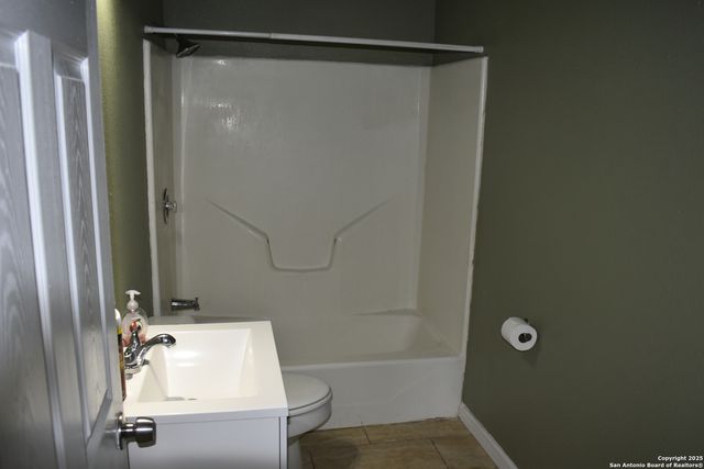 303 Finton, San Antonio, TX 78204