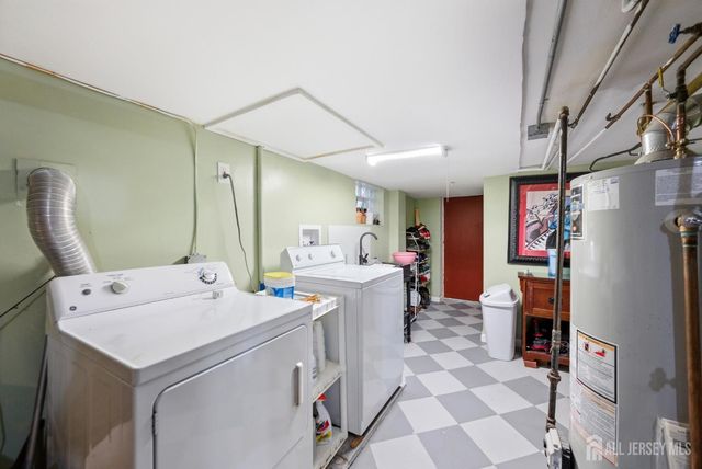 26 Harvey Street, New Brunswick, NJ 08901