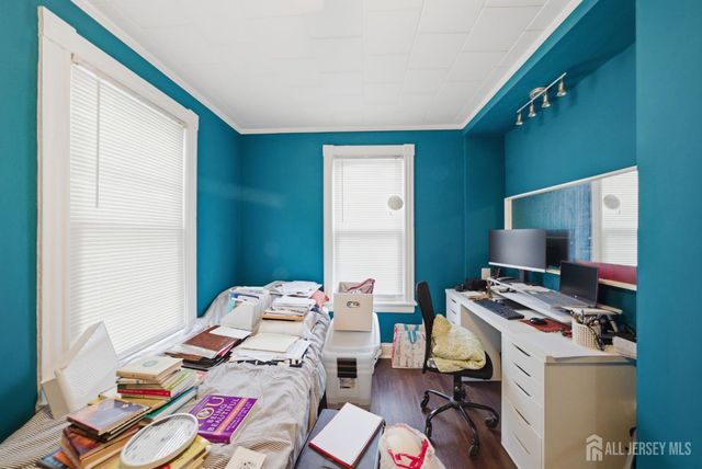 26 Harvey Street, New Brunswick, NJ 08901