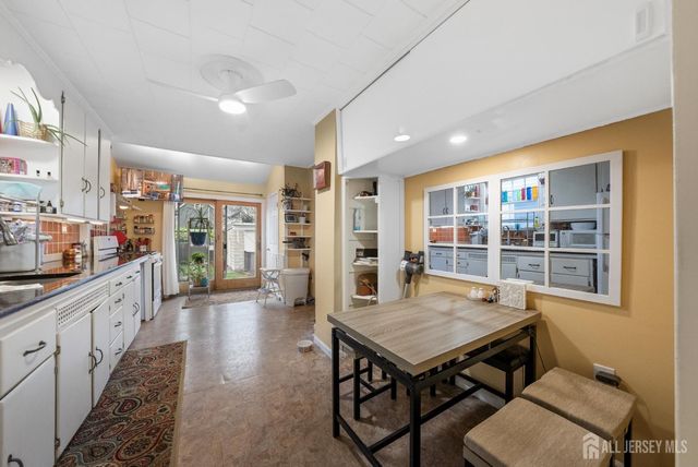 26 Harvey Street, New Brunswick, NJ 08901