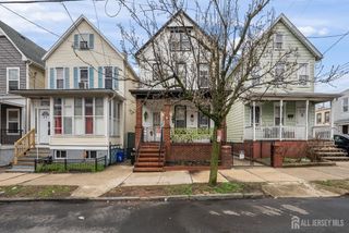 26 Harvey Street, New Brunswick, NJ 08901