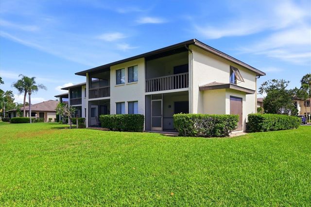 4528 LONGWATER 35, Sarasota, FL 34235