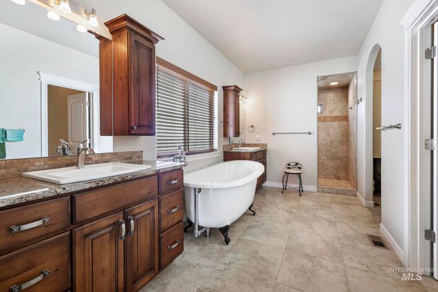 600 Sun Terrace Dr, Twin Falls, ID 83301