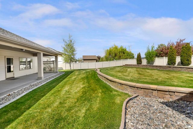 600 Sun Terrace Dr, Twin Falls, ID 83301