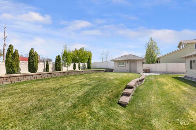 600 Sun Terrace Dr, Twin Falls, ID 83301